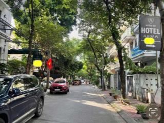 [ mót bán] 7 tầng thang máy  40,5m2  10,8 tỷ  nhà đẹp hoàng quốc việt  sát phố  ngõ thông