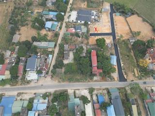 Lô đất làn 2 Đường Quốc lộ 21A Thị trấn Ba Hàng Đồi Huyện Lạc Thủy Hòa Bình