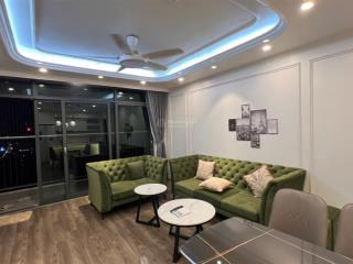 Chính chủ cần cho thuê nhanh quỹ ch 23n full nt đẹp tại discovery complex.  em 0946 244 ***