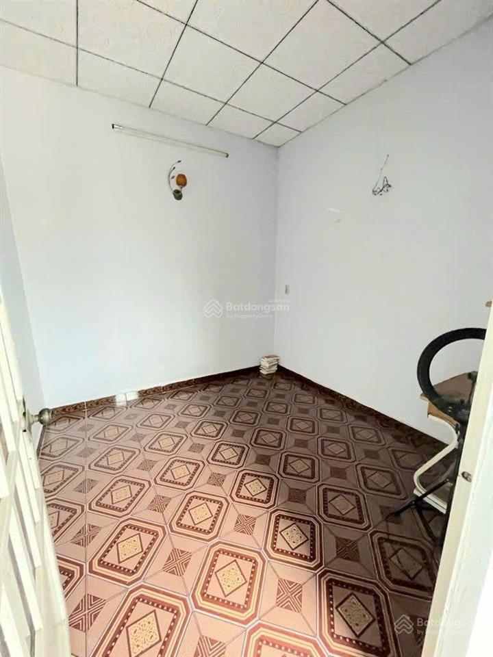 Chỉ 5 tỷ  nhà đẹp hxh ngay bờ kè tham lương, tân thới hiệp, q. 12  2 tầng  ngang 4,2m