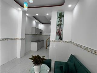 Bán nhà 1 lầu 2pn giá 860 gần chợ thiếc đường võ thị phải quận 12