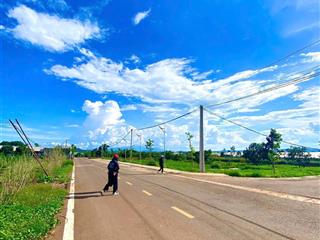 Hàng hiếm, 750m2 mặt tiền đường nhựa 30m gần sân bay đà lạt, giá chỉ 4,6 tr/m2