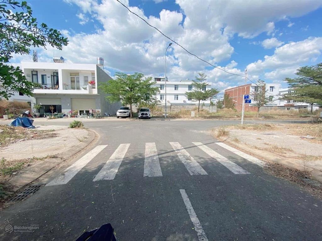 Chính chủ bán gấp lô đất mt phố tôn đức thắng kdc hiệp phước, dt 136m2  giá 2ty4 buông sổ.