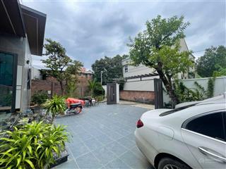 Biệt thự nhà vườn 534m2, đầy đủ tiện nghi, ô tô di chuyển
