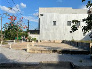 Chính chủ cần bán gấp lô góc 2 mặt tiền hà văn chúc và phan đình giótkqh bầu vá,huế,giá rẻ197,2m2