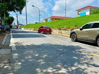 Tổ ấm 6 tầng giữa lòng ngọc thụy  gara ôtô, thang máy  gần trường con đi học chỉ vài bước chân