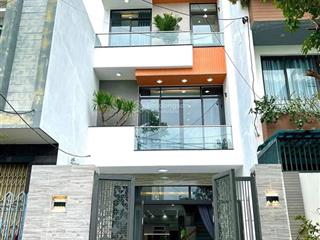 Cần bán nhà mễ trì 83m4 tầngdân xâycó sân riêng14,5 tỷ