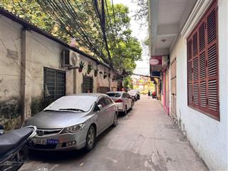 Nguyễn chí thanh  ô tô đỗ cửa  hơn 6 tỷ