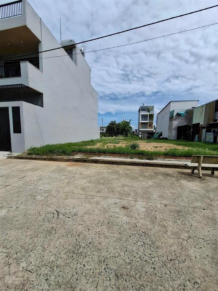 Cần bán nhanh đất 2.7 tỷ 93m2 mt đường 6d gần ubnd xã vĩnh lộc b bình chánh. 0388 855 ***