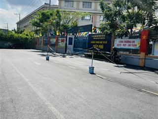Chỉ 6,9 tỷ có ngay nhà mặt tiền kinh doanh  80m2 đối diện vincom lê văn việt, hiệp phú, quận 9