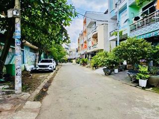 Gấp bán! nhà 3 tầng  6,7 tỷ  72m2 (4,5x16m)  4pn  hoàn công đầy đủ hiệp bình chánh, thủ đức