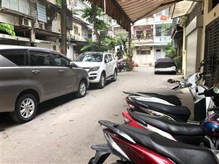 Bán căn tập thể nhà c3 ngõ 815 đường giải phóng