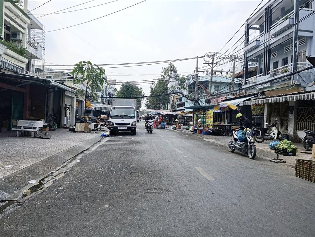 Bán nhà mặt tiền chợ phạm thế hiển quận 8  ngang khủng  giá tốt