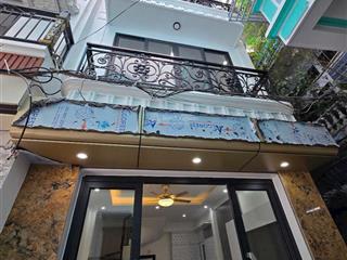 Rẻ nhất hoàn kiếm  phúc tân 5tầng xây mới  ngõ to 3 gác  30m ra đường ô tô  full đồ về ở ngay