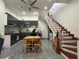 Bán gấp nhà yên phụ  40m2, 6 tầng, mặt tiền siêu phẩm 5m  giáp ranh tây hồ, ba đình  chỉ 10,3 tỷ