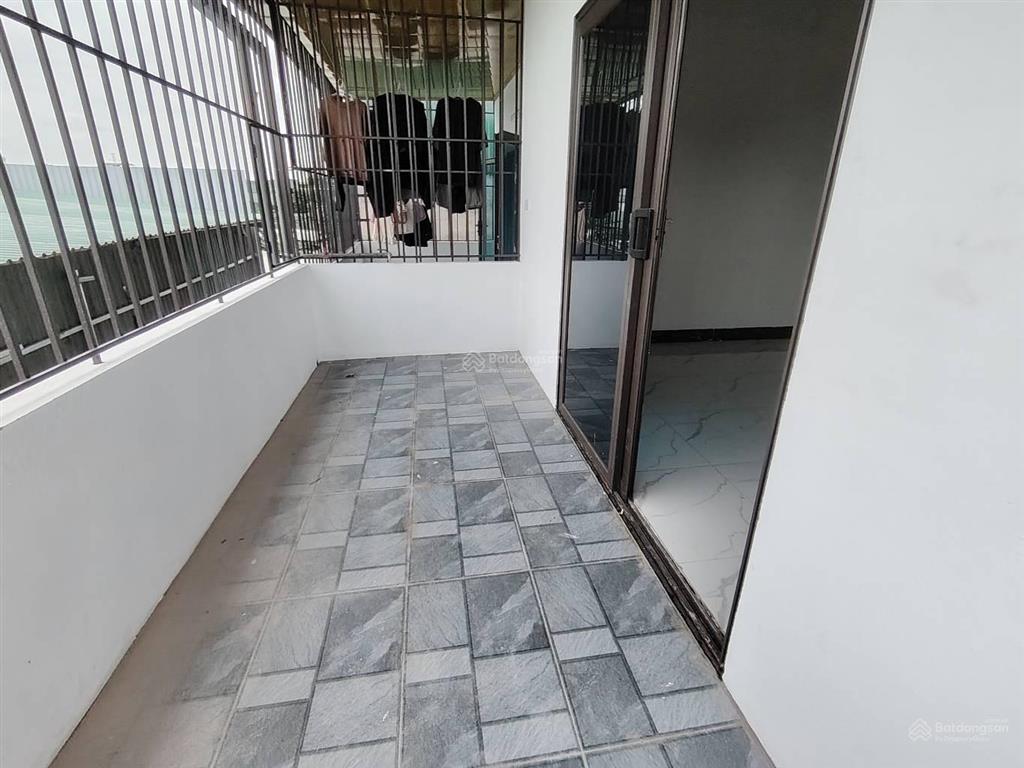 Rẻ nhất âu cơ  50m2  3 tầng 3 ngủ  mặt tiền siêu phẩm 5m, ô tô đỗ sát cửa