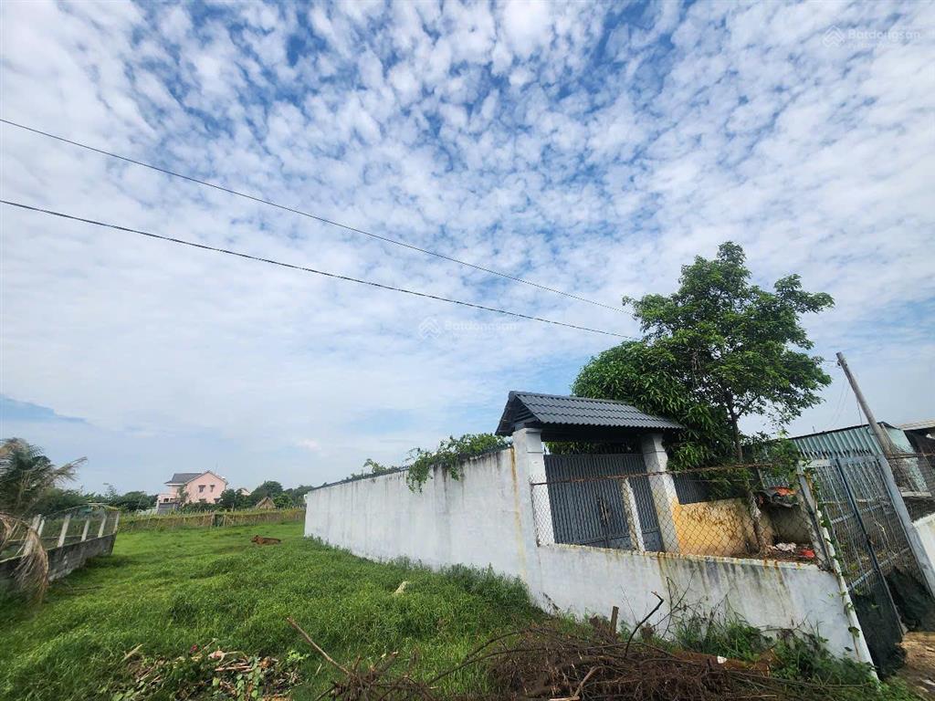 Cắt lỗ 200 triệu bán nhanh lô đất 250m2 thổ cư ngang 9m dài 27mtại đường giồng cát tân phú trung