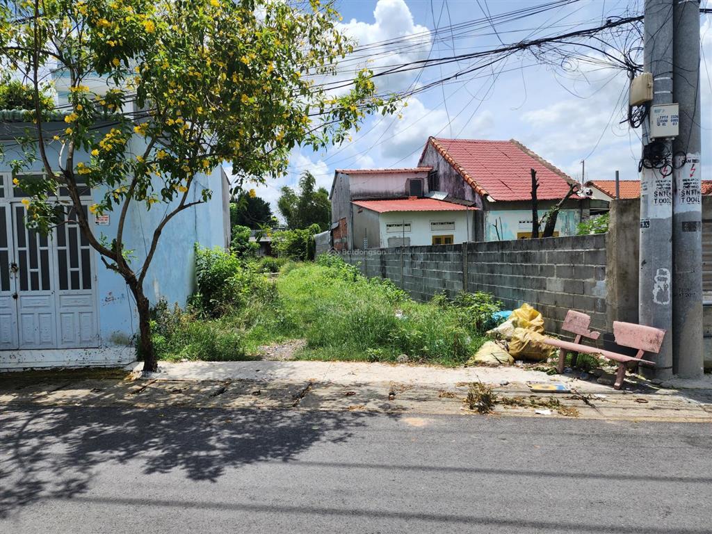 Chính chủ cần bán gấp 151m2 giá 700 triệu