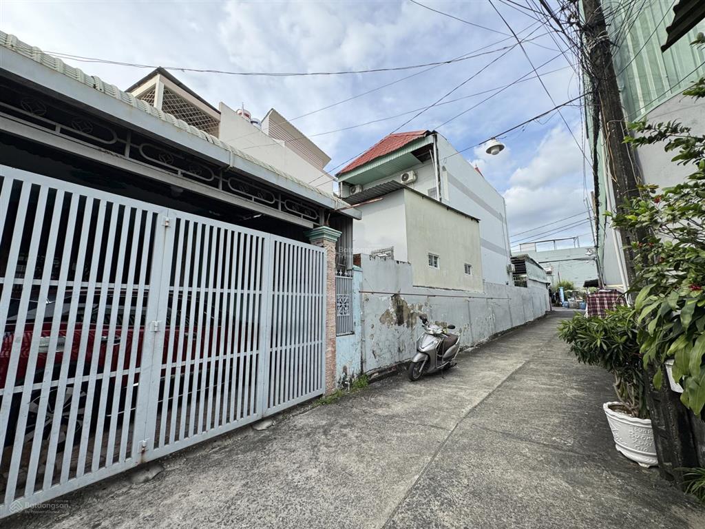 Xe hơi ngủ trong nhà hoàng hữu nam, q9, tp thủ đức 150m2  chỉ 7tỷ7