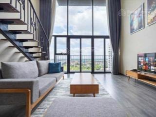 Bán căn hộ view cầu thăng long tầng trung đẹp