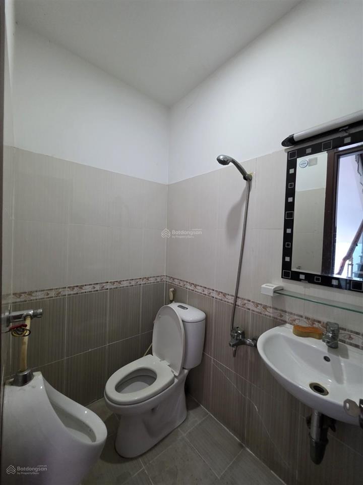 Nhà 5 tầng  5pn  hẻm ô tô 4m  nở hậu tài lộc  gần lê văn thịnh  chỉ 9.69 tỷ!