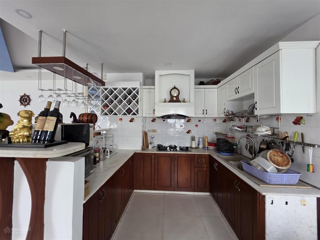 Nhà 5 tầng  5pn  hẻm ô tô 4m  nở hậu tài lộc  gần lê văn thịnh  chỉ 9.69 tỷ!