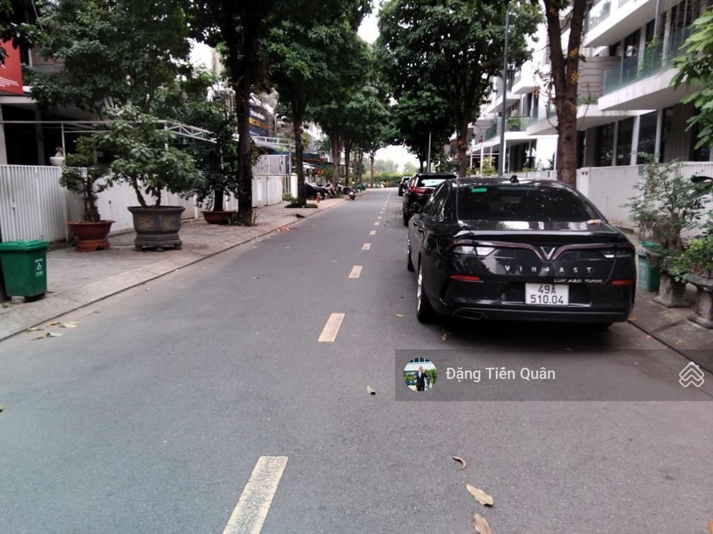 Bán nhà phố 3 tầng citi bella 1, dt 83.2m2, ngang 5.2m, 2 mặt trước sau, 4 pn, 5 wc, 10.1 tỷ