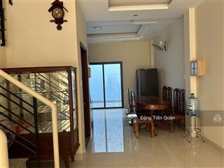 Nhà 2 tầng mặt tiền đường số 62  trung tâm thảo điền  ngang 5m, 95m², 19.5 tỷ