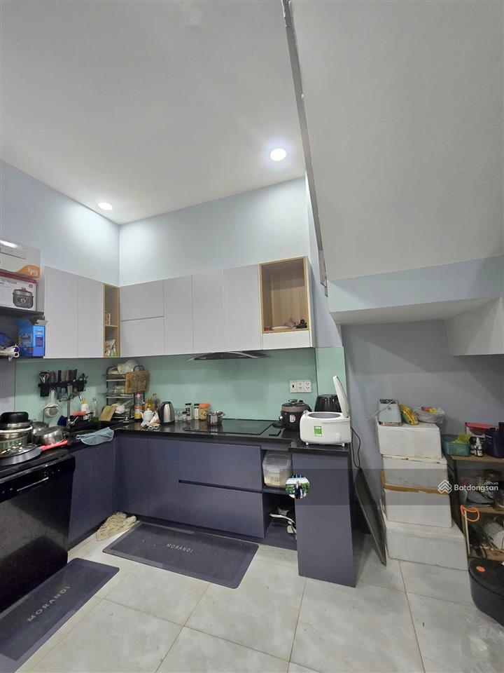 Nhà 4 tầng  sát nguyễn thị định  hẻm ô tô 5m  ngang 4.6m hiếm  chỉ 7.2 tỷ