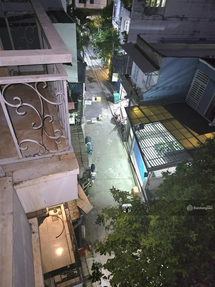Nhà 4 tầng  sát nguyễn thị định  hẻm ô tô 5m  ngang 4.6m hiếm  chỉ 7.2 tỷ