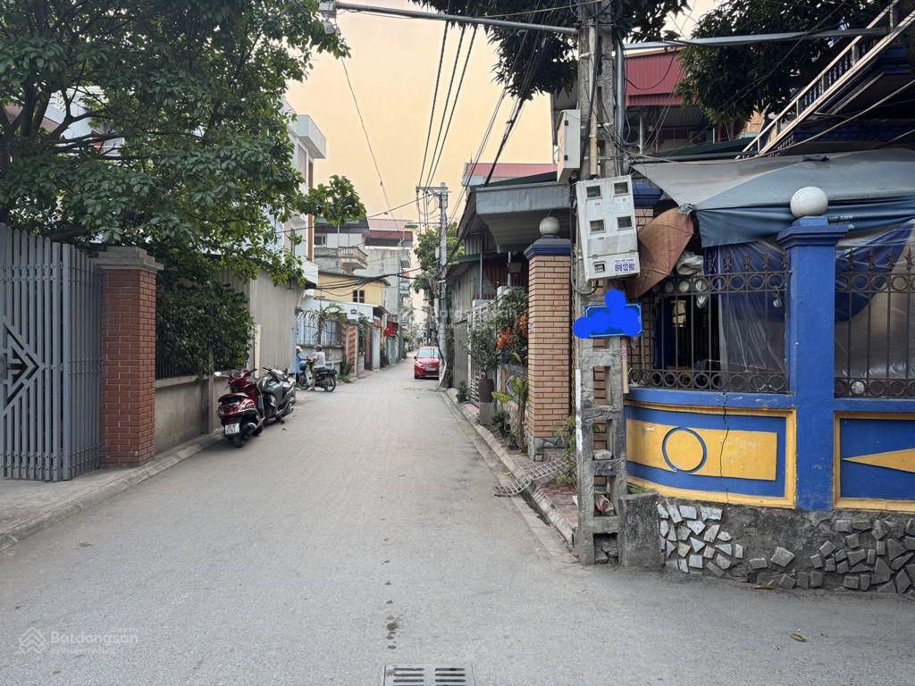 Bán đất kiêu kỵ gia lâm hà nội 62m2 đường ôtô gần mặt phố.