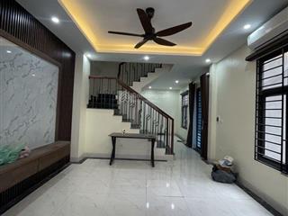 Bán nhà kiêu kỵ  gia lâm hà nội lô góc  ôtô đỗ cửa nhà 3 mới xây  vinhome