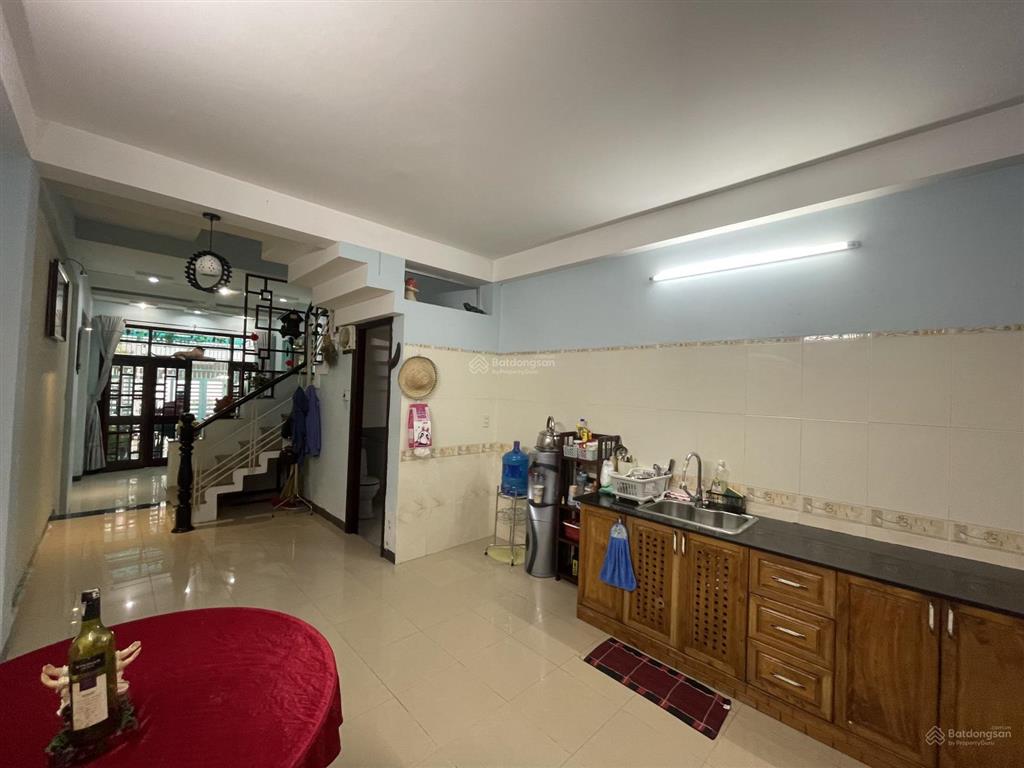 Cho thuê nhà 4 tầng hẻm lê thánh tôn, siêu trung tâm nha trang, sát vincom