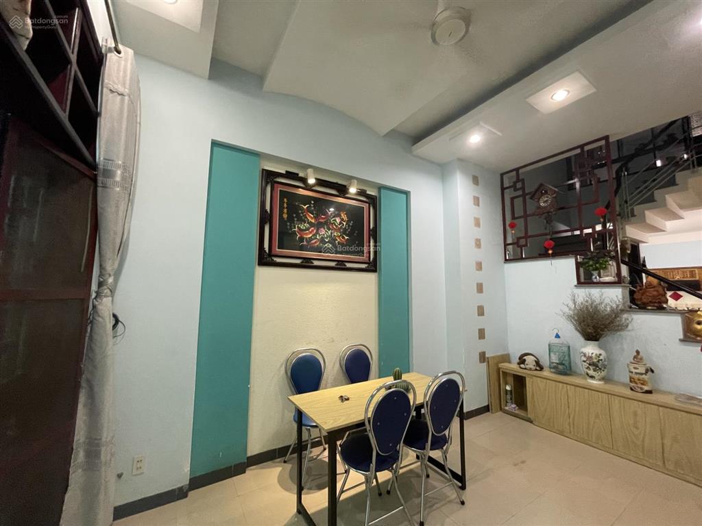 Cho thuê nhà 4 tầng hẻm lê thánh tôn, siêu trung tâm nha trang, sát vincom