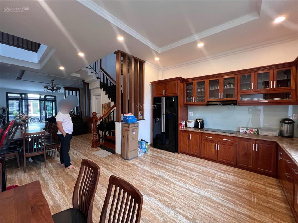 Bán nhà mặt tiền kinh doanh vcn phước hải  sổ đỏ  gần sông