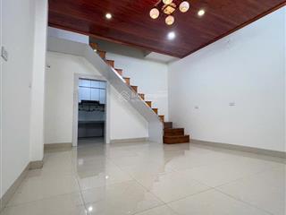 Nhà mới xây siêu gần quốc lộ 1a giá chỉ 4 tỷ 950 triệu (có thương lượng) ngọc hồi tt. văn điển