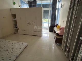 Bán nhà 3 tầng lạc thị ngọc hồi. ô tô đỗ cửa 60m2, giá chỉ 5.x tỷ