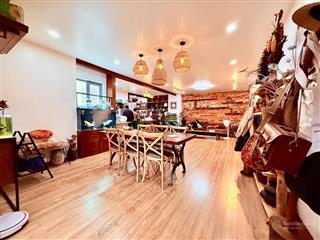 Cần bán gấp căn hộ góc 3 phòng ngủ tòa a chung cư tứ hiệp plaza giá chỉ 6x tỷ