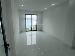 Rất cần bán nhà 3 tầng dân xây gấp  giá chỉ 4,xx tỷ  vĩnh quỳnh, thanh trì, diện tích 62.6m2