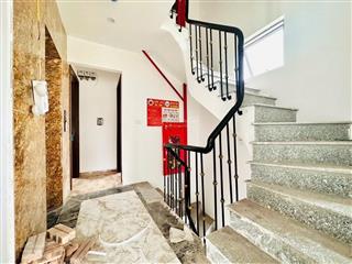 Bán tòa nhà căn hộ dịch vụ 8 tầng ngọc hồi, thanh trì giá bán 15 tỷ