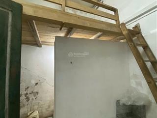 Ban đất tặng nhà cấp 4 vị trí đẹp khu vực hoàng mai  diện tích 50m2