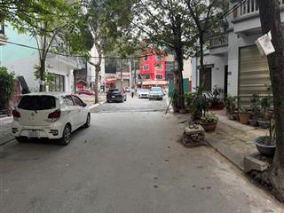 Bán nhà số 7 ngõ 12/85 đào tấn, nhà xây mới 7 tầng căn góc có thang máy, ngõ rộng thông thoáng