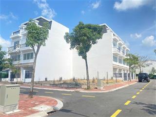 Siêu phẩm đất mt ql1a  cách aeon tân an 300m  shr  sang tên ngay 1.1 tỷ/75m2