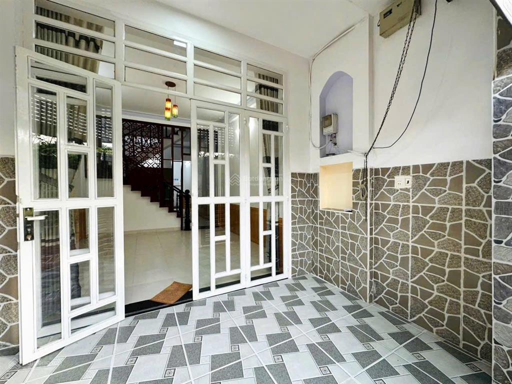 Ngay chợ bà chiểu hẻm 4m  84m2 (4.5x19m)  4 tầng  chỉ 8.5 tỷ