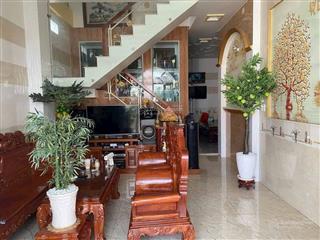 Bán gấp nhà 5 tầng ngay chợ bà chiểu 40m2 ngang hơn 4  5pn  chỉ 5ty1