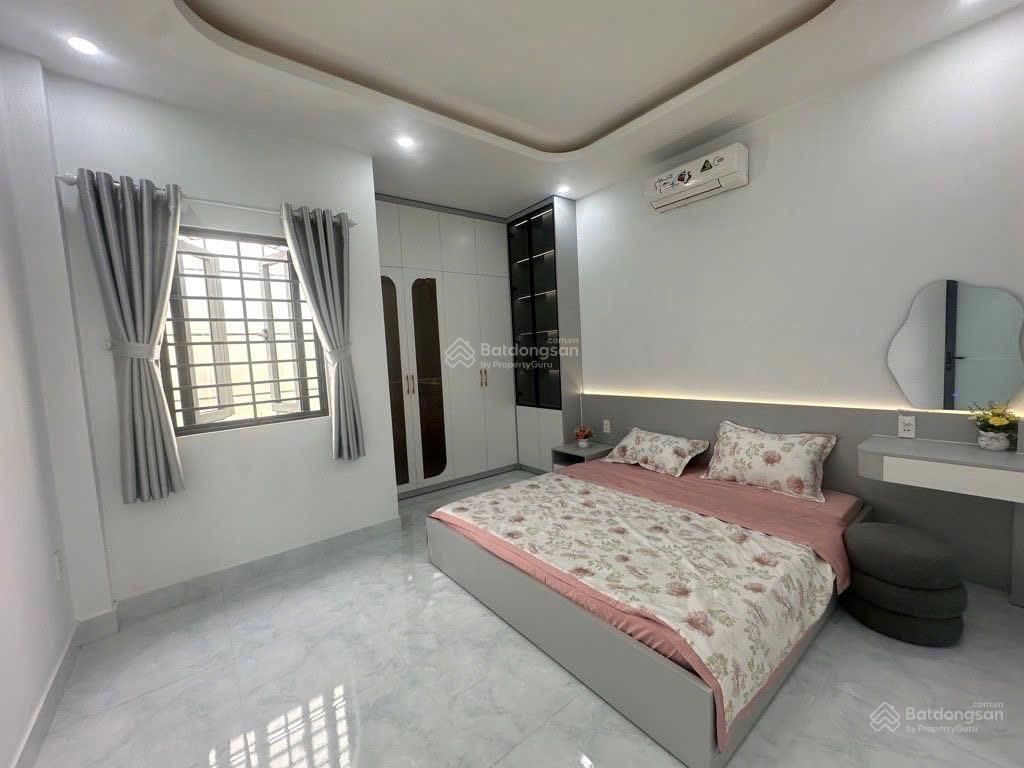 Phan đình phùng  52m2 ngang hơn 4  4 tầng  nhỉnh 8tỷ