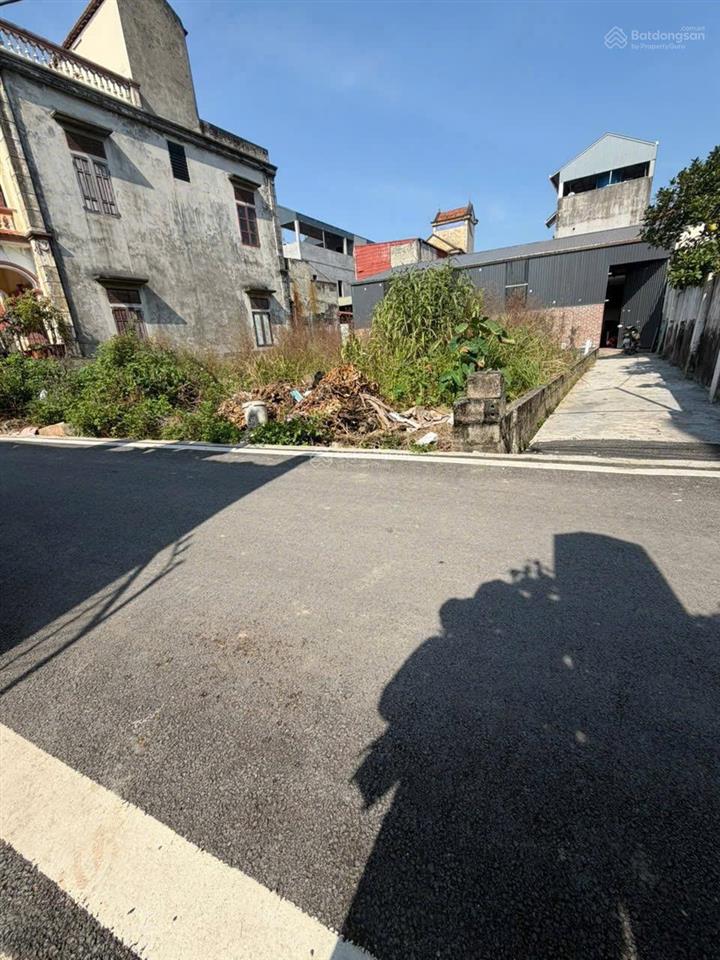 Chính chủ gửi bán 71,8m2 full thổ cư mặt 4m2 bằng hậu 4m2 sở đông, văn giang, hưng yên