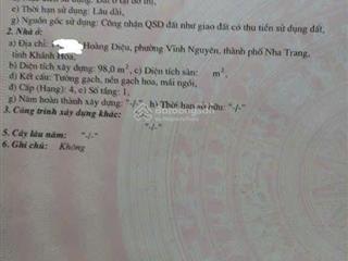 Bán nhà cách biển nha trang 100m