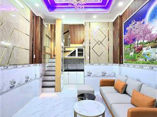 1,650 tỷ tl nhà 2 lầu 2 pn hẻm 2144/ huỳnh tấn phát