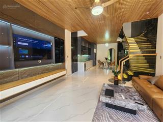 Chuyển nhượng nhà 3 tầng đẹp, đầy đủ nội thất  trần kim xuyến, hoà xuân đà nẵng 6,8 tỷ